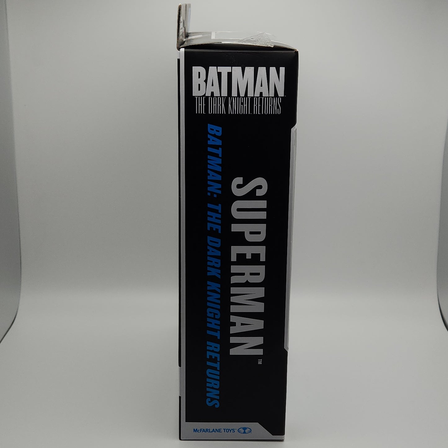 DC The Dark Knight Returns- Superman