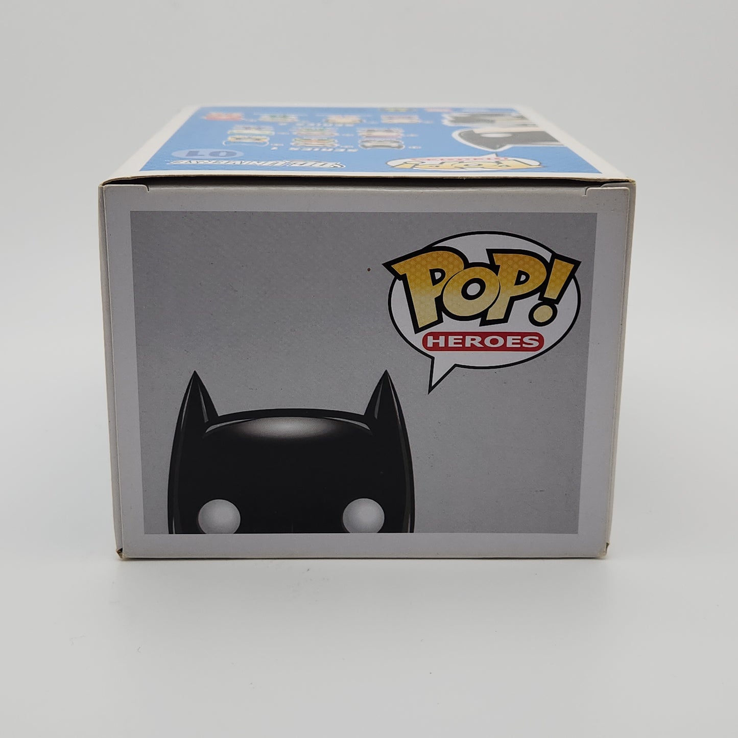 Funko Pop! Heroes- DC Universe: Batman (Glows in the Dark)
