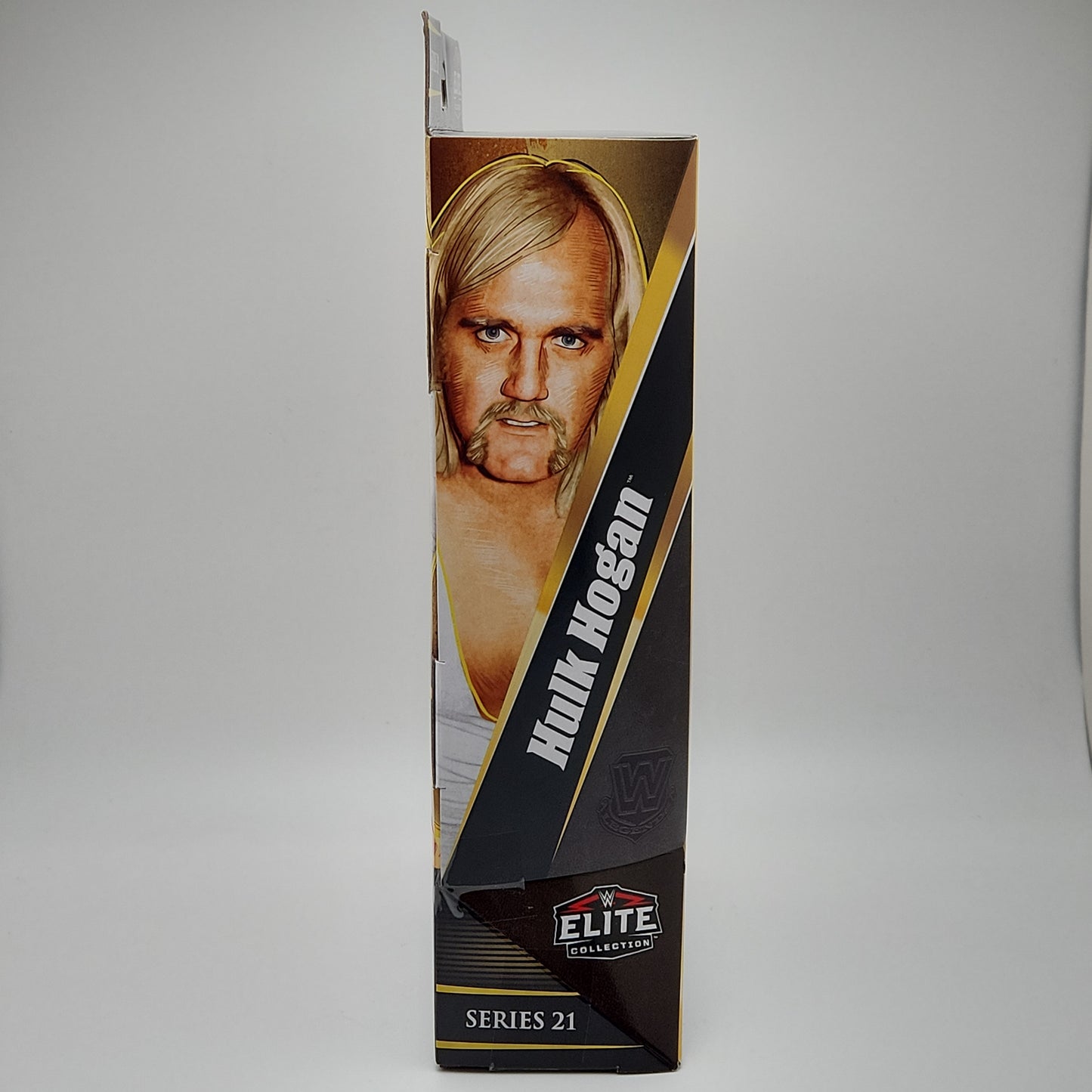 WWE Elite Collection Series- WWF Legends- Hulk Hogan with Cape