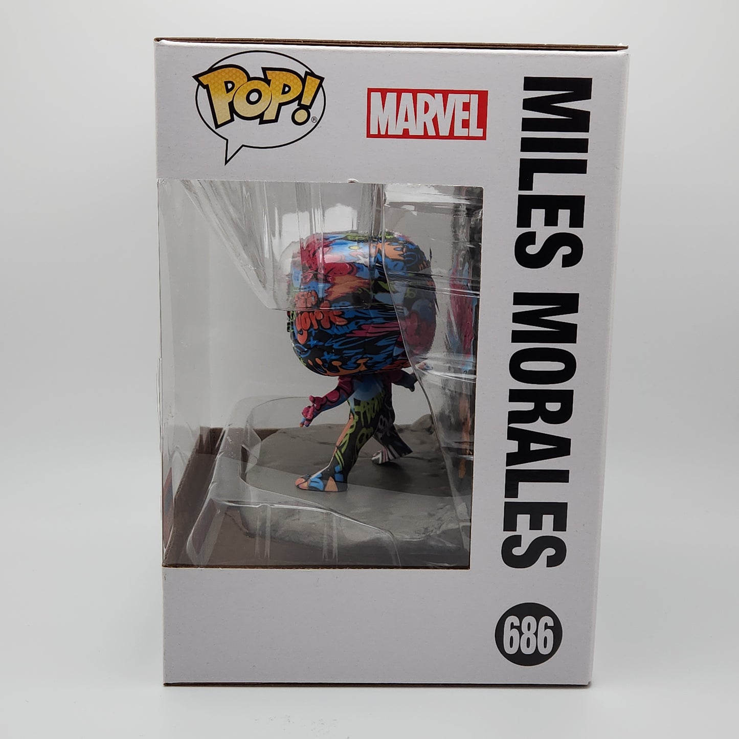 Funko Pop! Marvel- Deluxe Street Art: Miles Morales