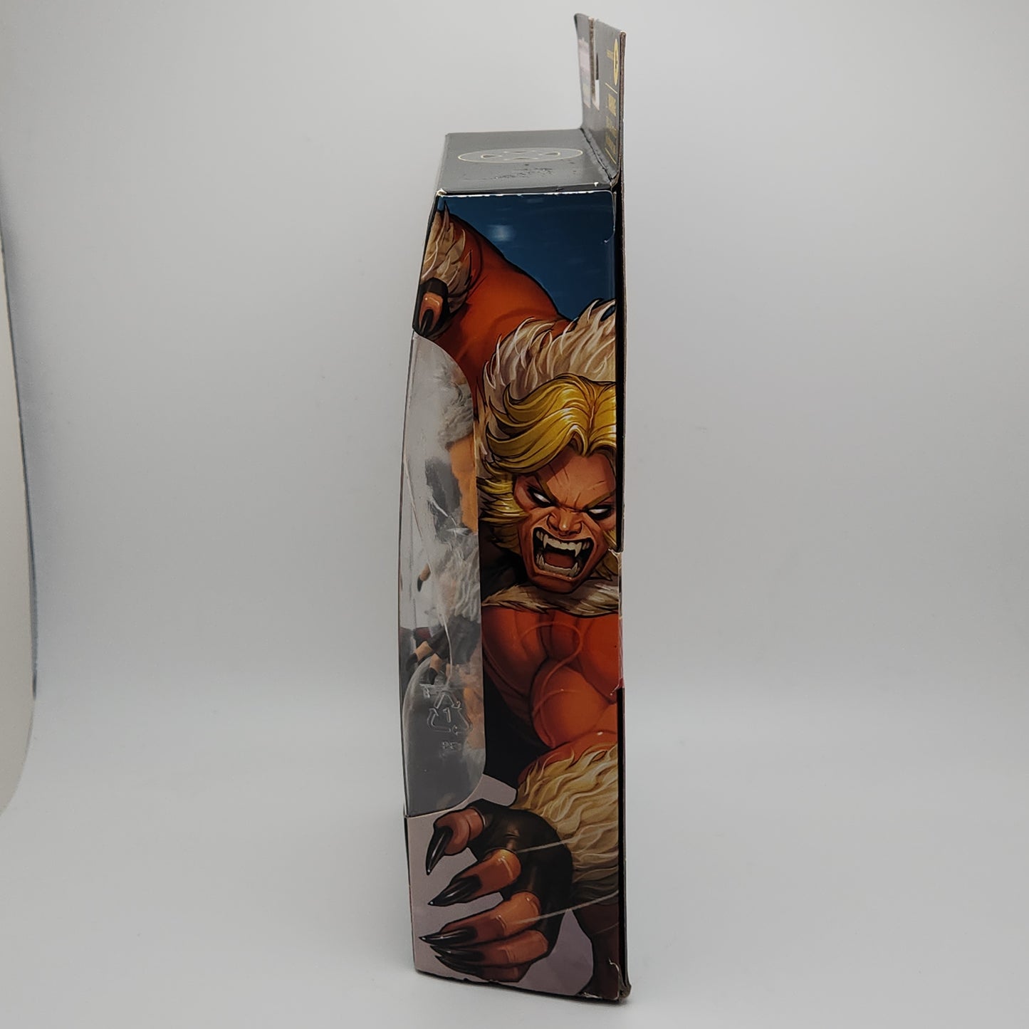 Marvel Legends Series- X-Men: Sabretooth