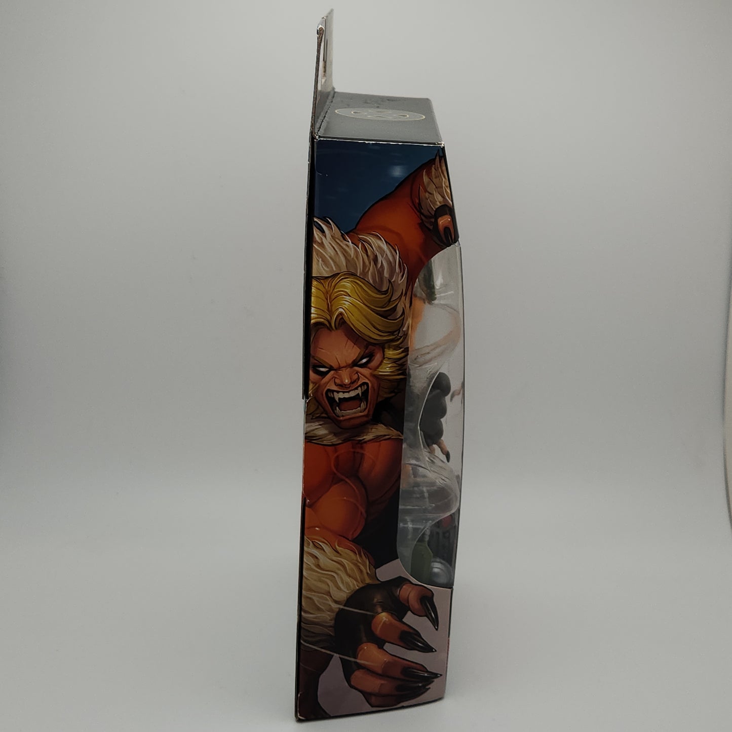 Marvel Legends Series- X-Men: Sabretooth