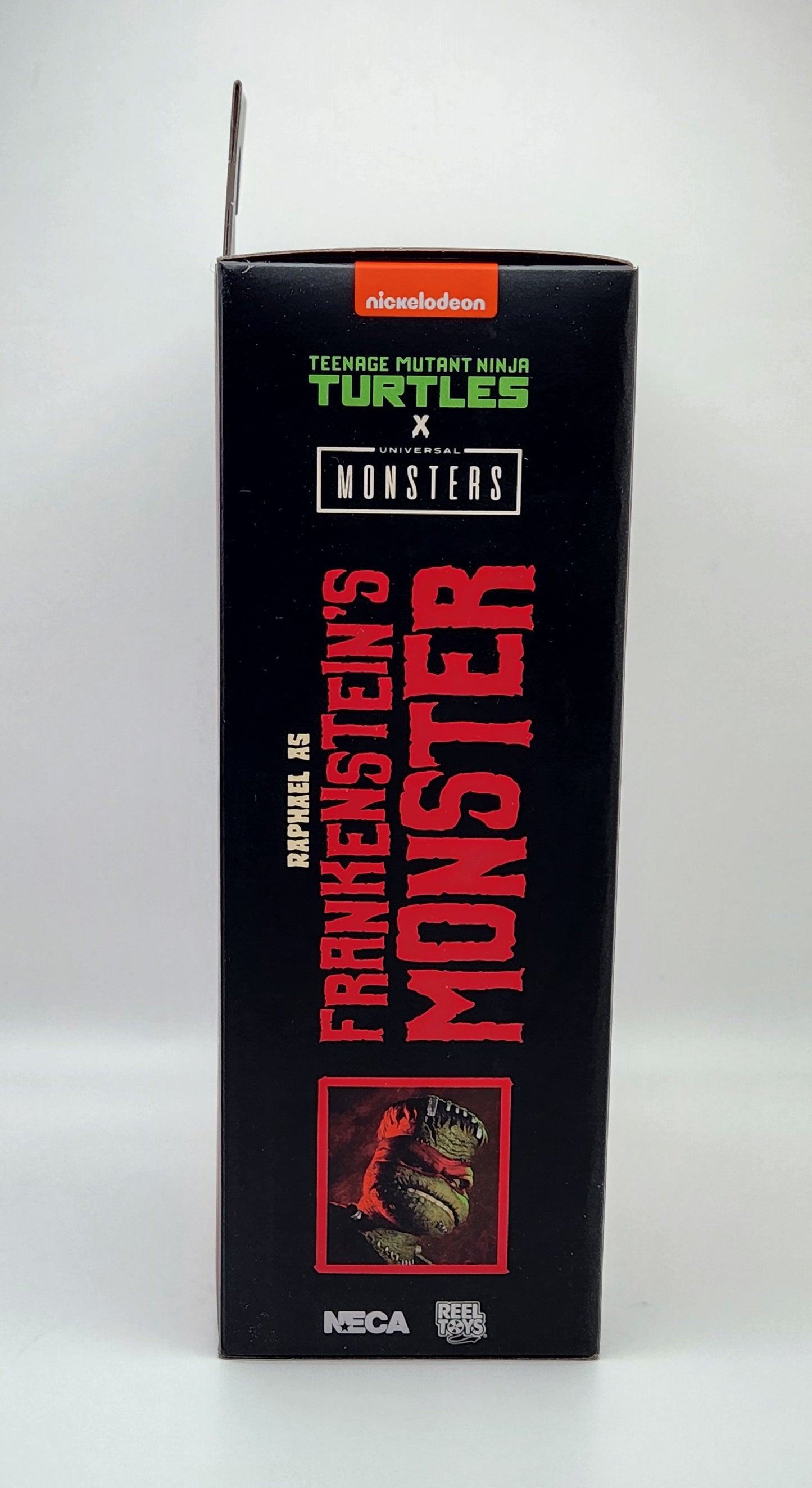 Teenage Mutant Ninja Turtles x Universal Monsters- Ultimate Raphael as Frankenstein's Monster (NECA)