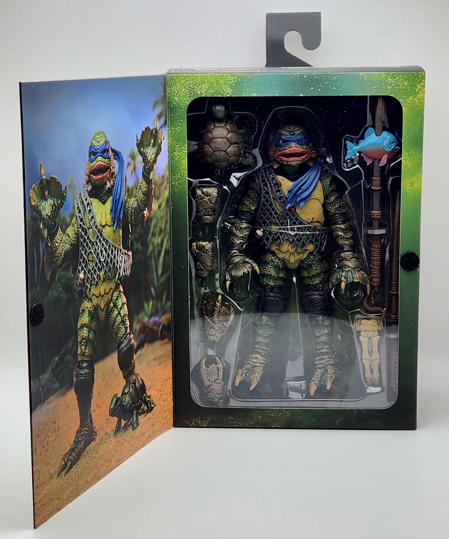 Teenage Mutant Ninja Turtles x Universal Monsters- Leonardo as Creature from the Black Lagoon (NECA)