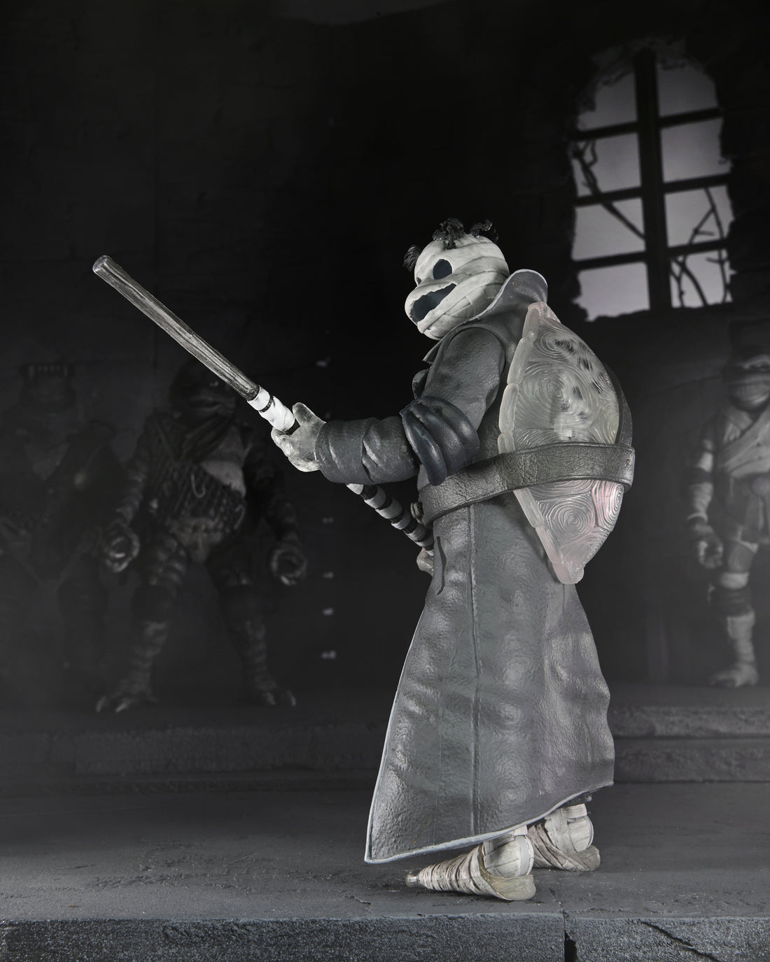 Teenage Mutant Ninja Turtles x Universal Monsters- Ultimate Donatello as The Invisible Man (B&W Version) NECA