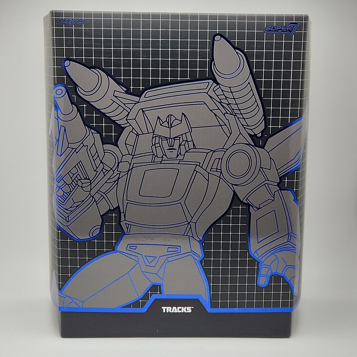 Super7 Ultimates- Transformers Autobot: Tracks