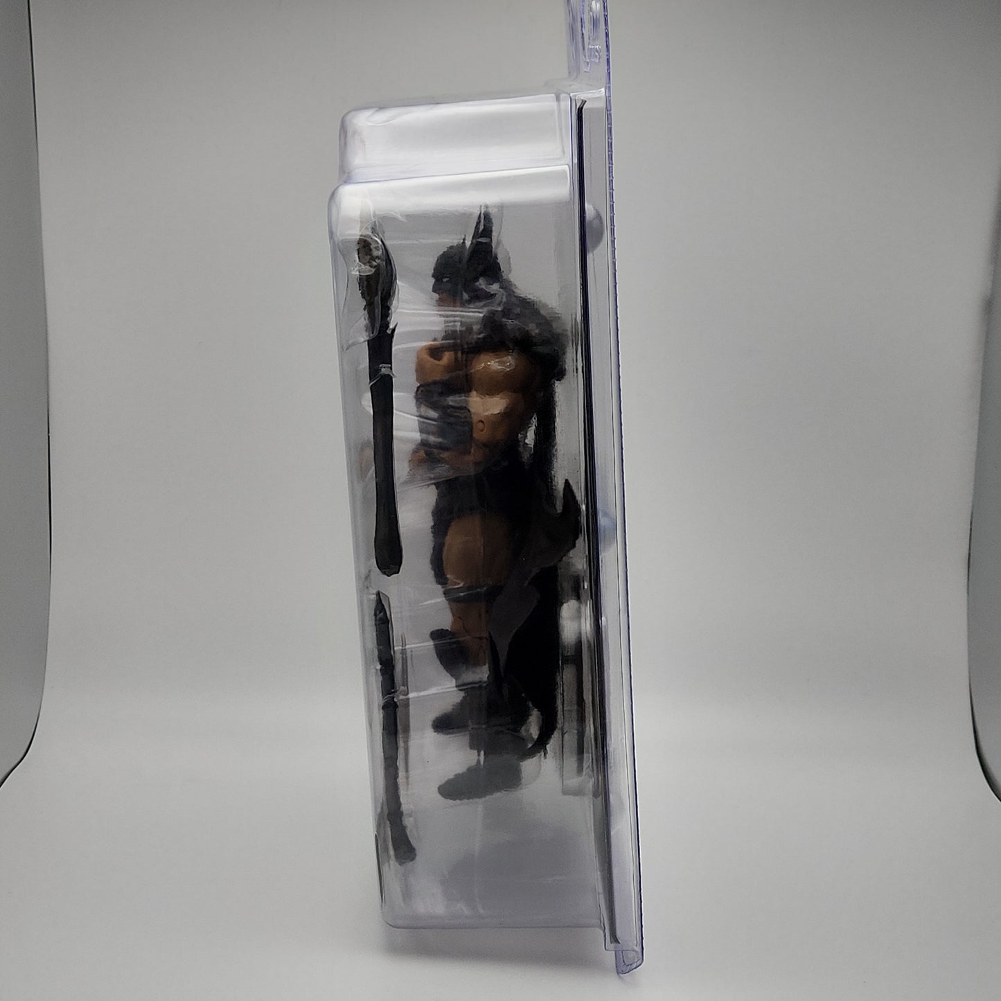 DC Direct- Fighting the Frozen Page Punchers: Batman with Comic