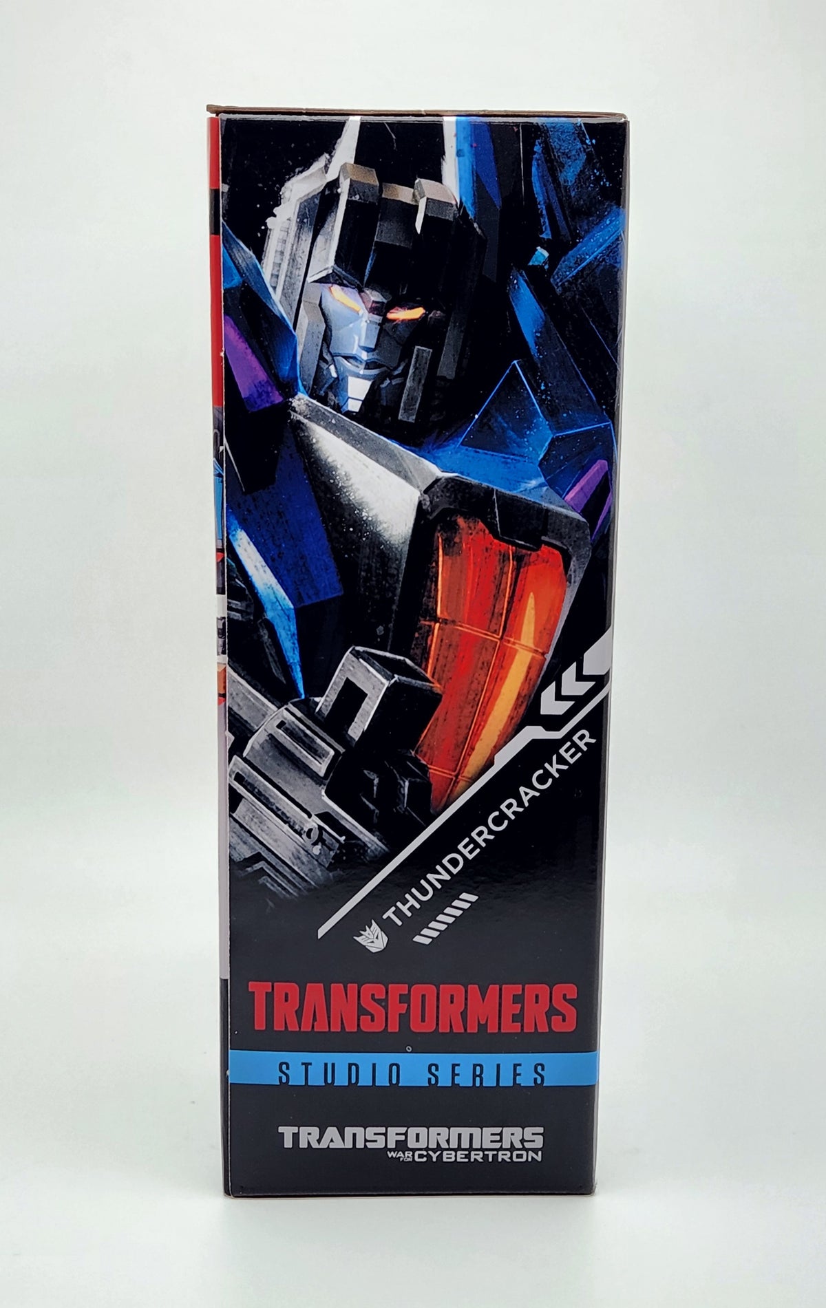 Transformers Deluxe- War for Cybertron- Voyager Class- Thundercracker