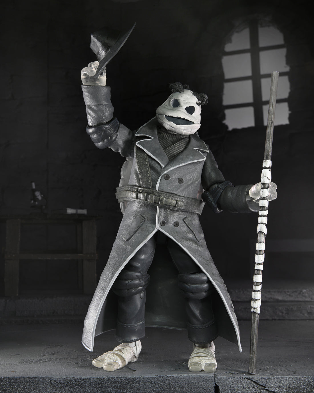 Teenage Mutant Ninja Turtles x Universal Monsters- Ultimate Donatello as The Invisible Man (B&W Version) NECA