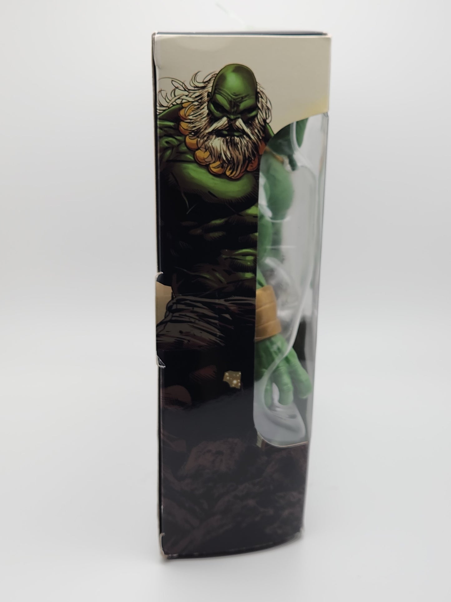 Marvel Legends Series Collection- The Incredible Hulk: Maestro (Deluxe)