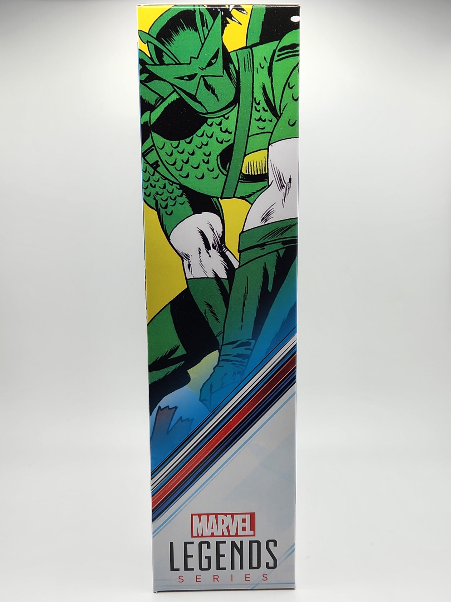 Marvel Legends Series Collection: Avengers Beyond Earth's Mightiest: Super-Adaptoid