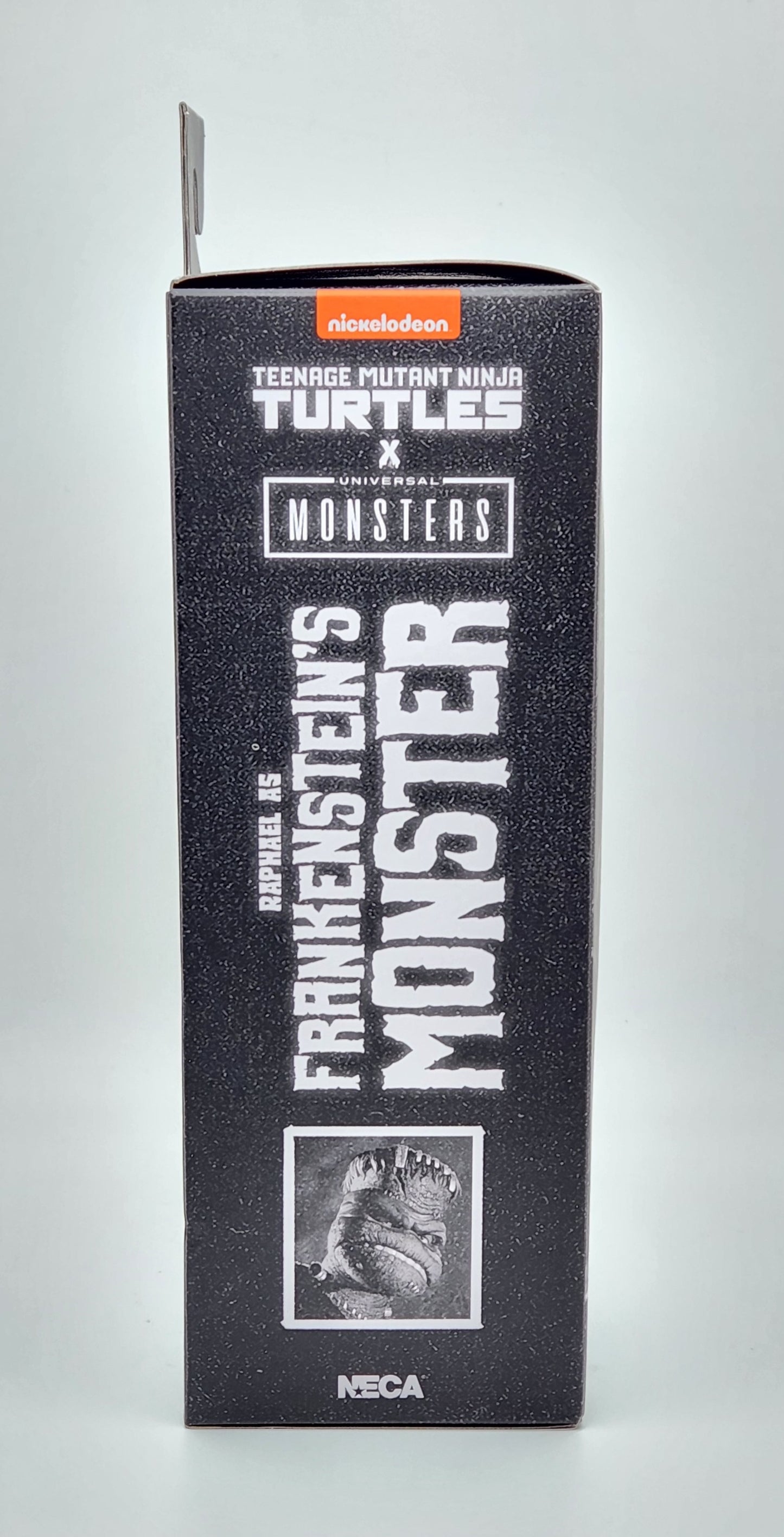 Teenage Mutant Ninja Turtles x Universal Monsters- Ultimate Raphael as Frankenstein's Monster (B&W Version) NECA