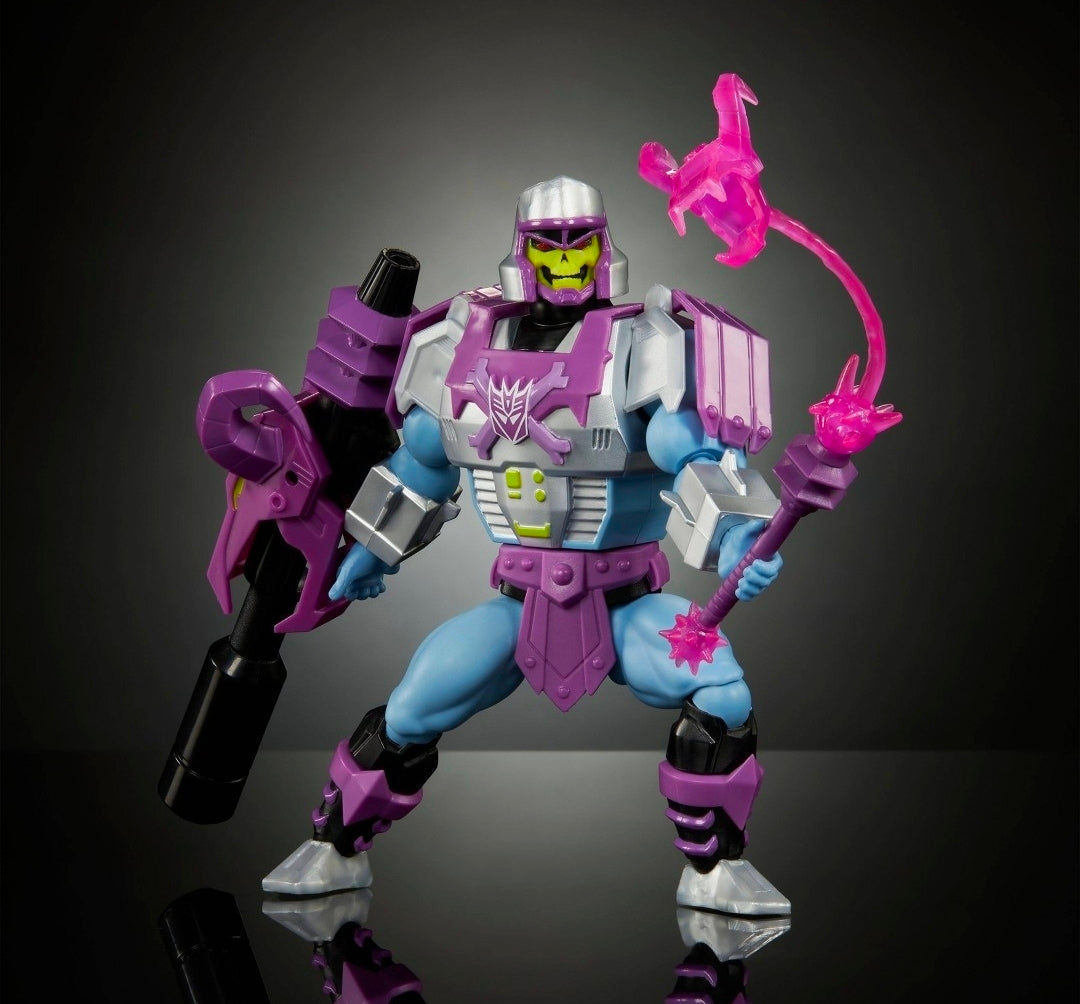 Masters of the Universe Origins x Transformers- Megatron Armor Skeletor