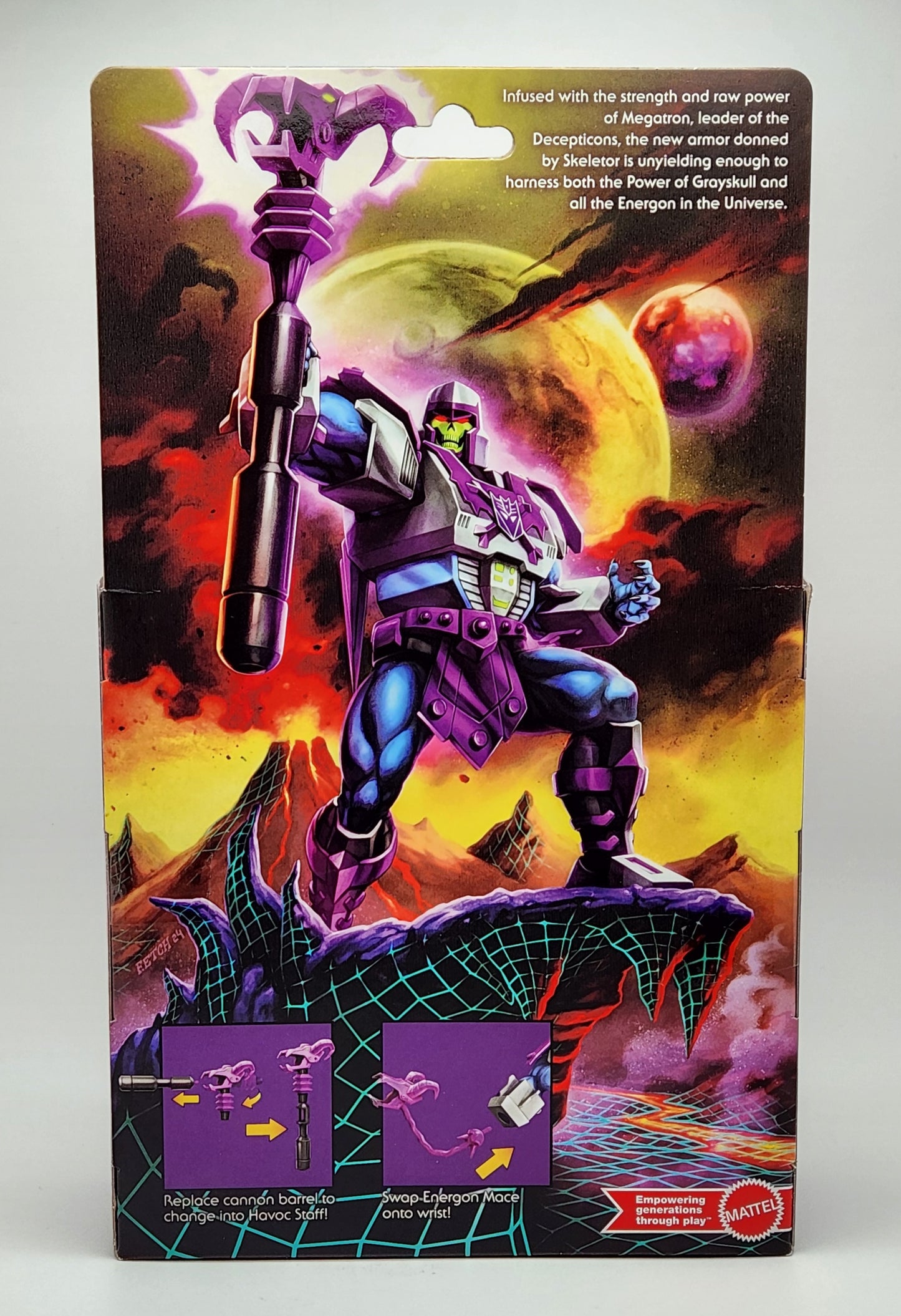 Masters of the Universe Origins x Transformers- Megatron Armor Skeletor