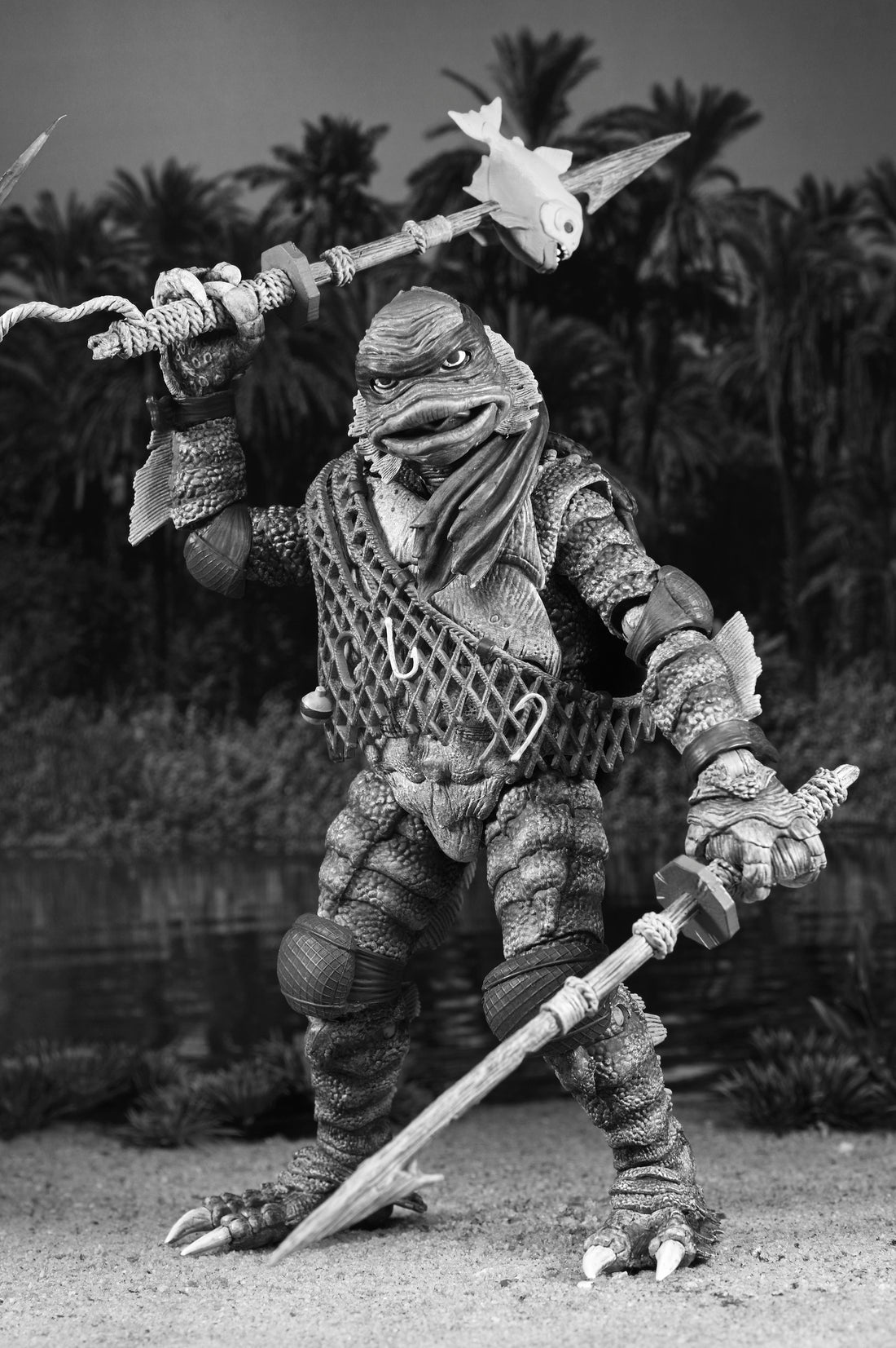 Teenage Mutant Ninja Turtles x Universal Monsters- Ultimate Leonardo as The Creature from the Black Lagoon (B&W Version) NECA