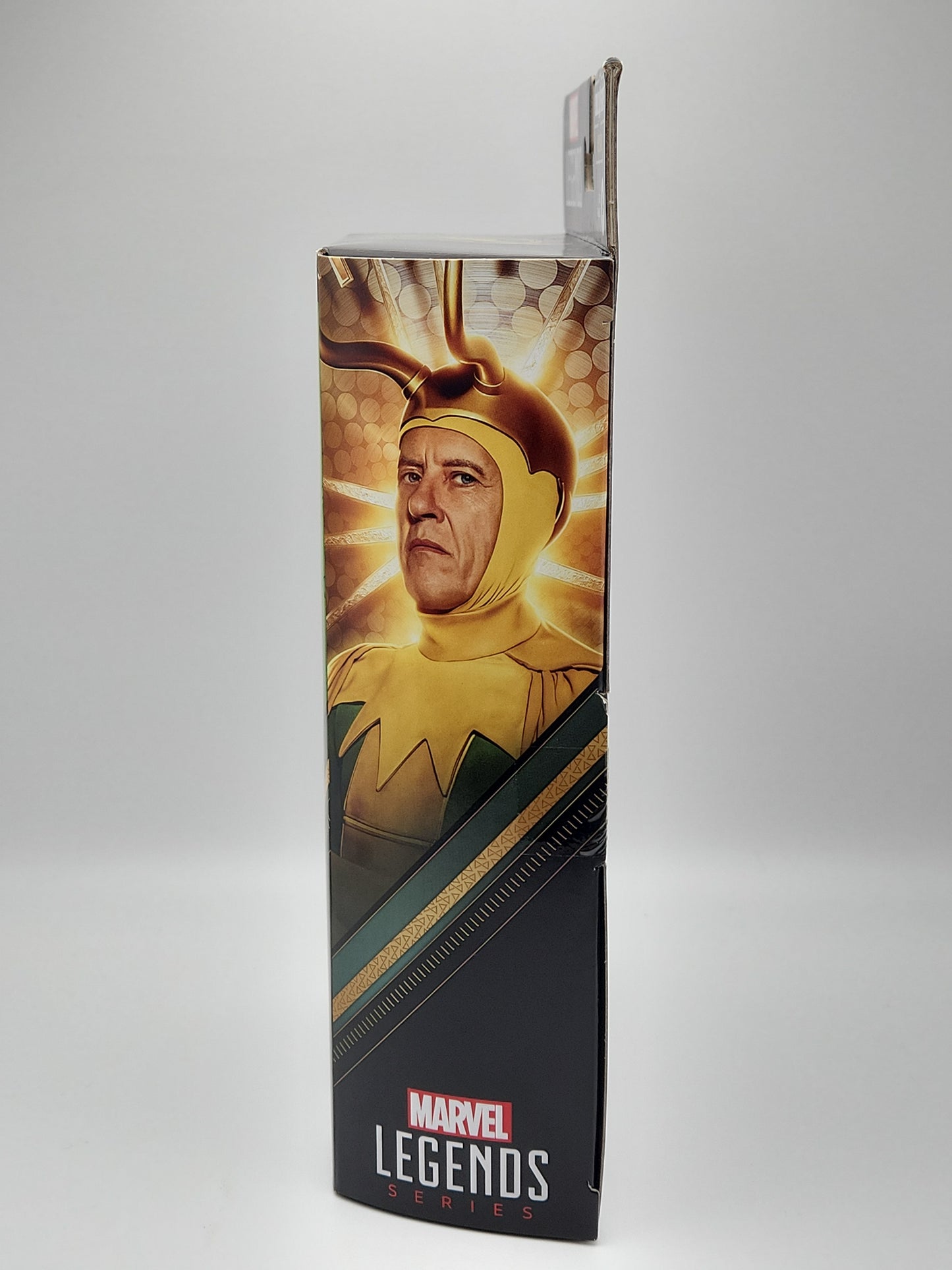 Marvel Legends Series- Loki: Classic Loki